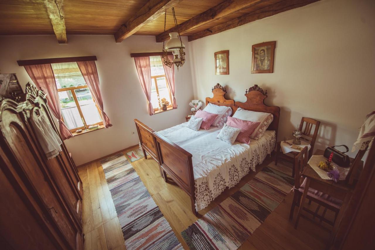 Penzion Country House Tunjina Kuca Stara Kapela Pavlovci Exteriér fotografie