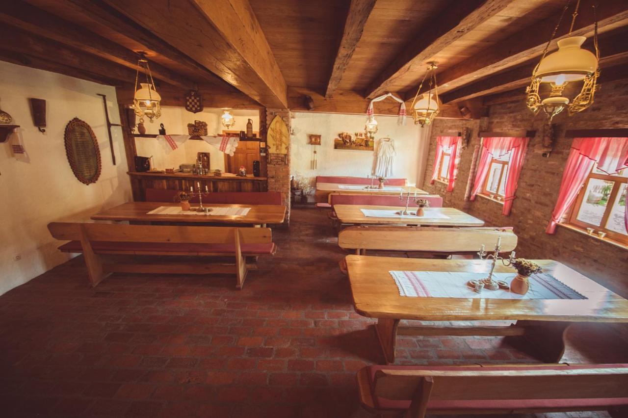 Penzion Country House Tunjina Kuca Stara Kapela Pavlovci Exteriér fotografie